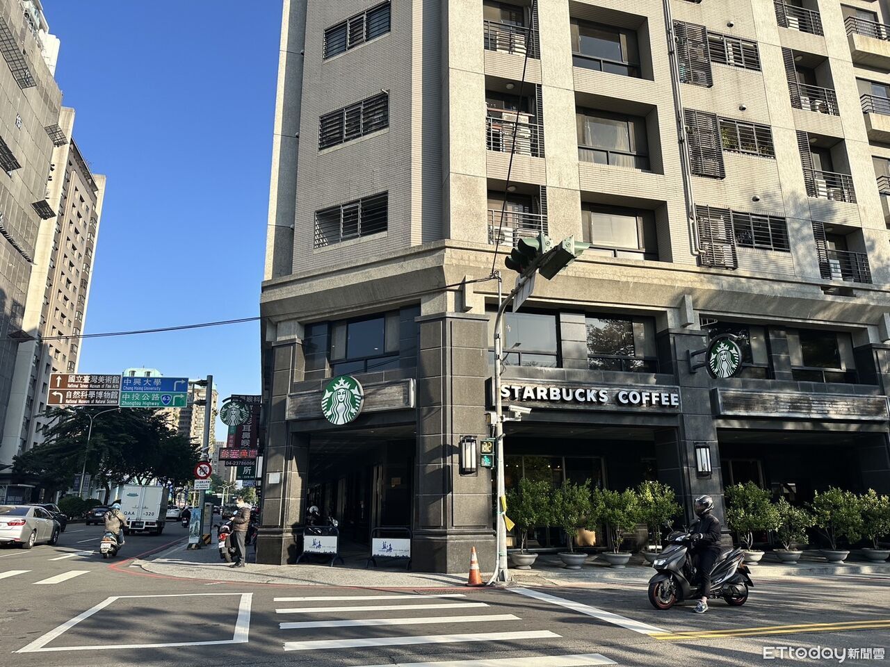 星巴克五權店房東落難　拖累營業中店面1億元法拍