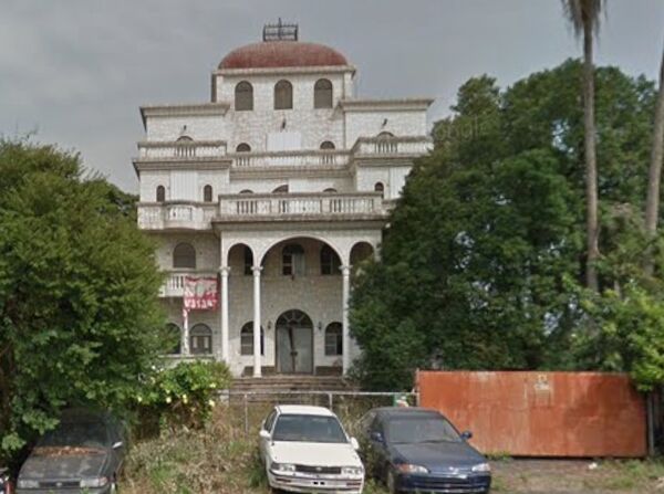 中古車天王斥6038萬　收嘉義市中心神秘「白宮」