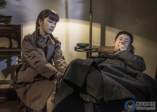 汤唯认为她饰演的萧红,最爱的人是王志文饰演的鲁迅.(图/华映)